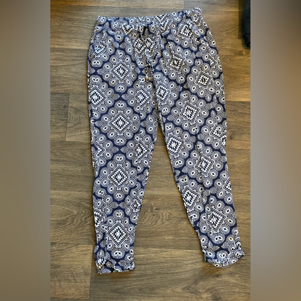 Old Navy- Navy & White Pants- Size Medium